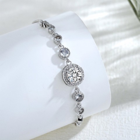 Seven Princesses Moissanite Jewelry