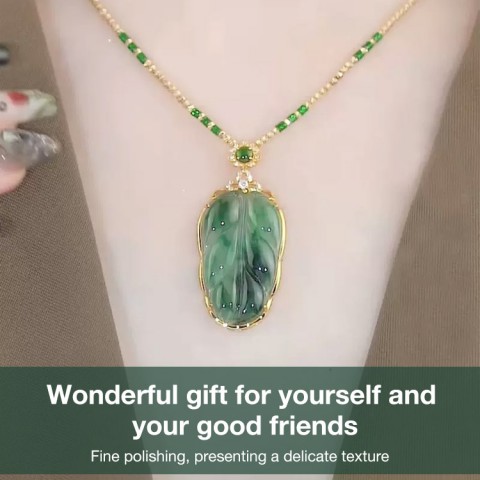 Hetian jade necklace